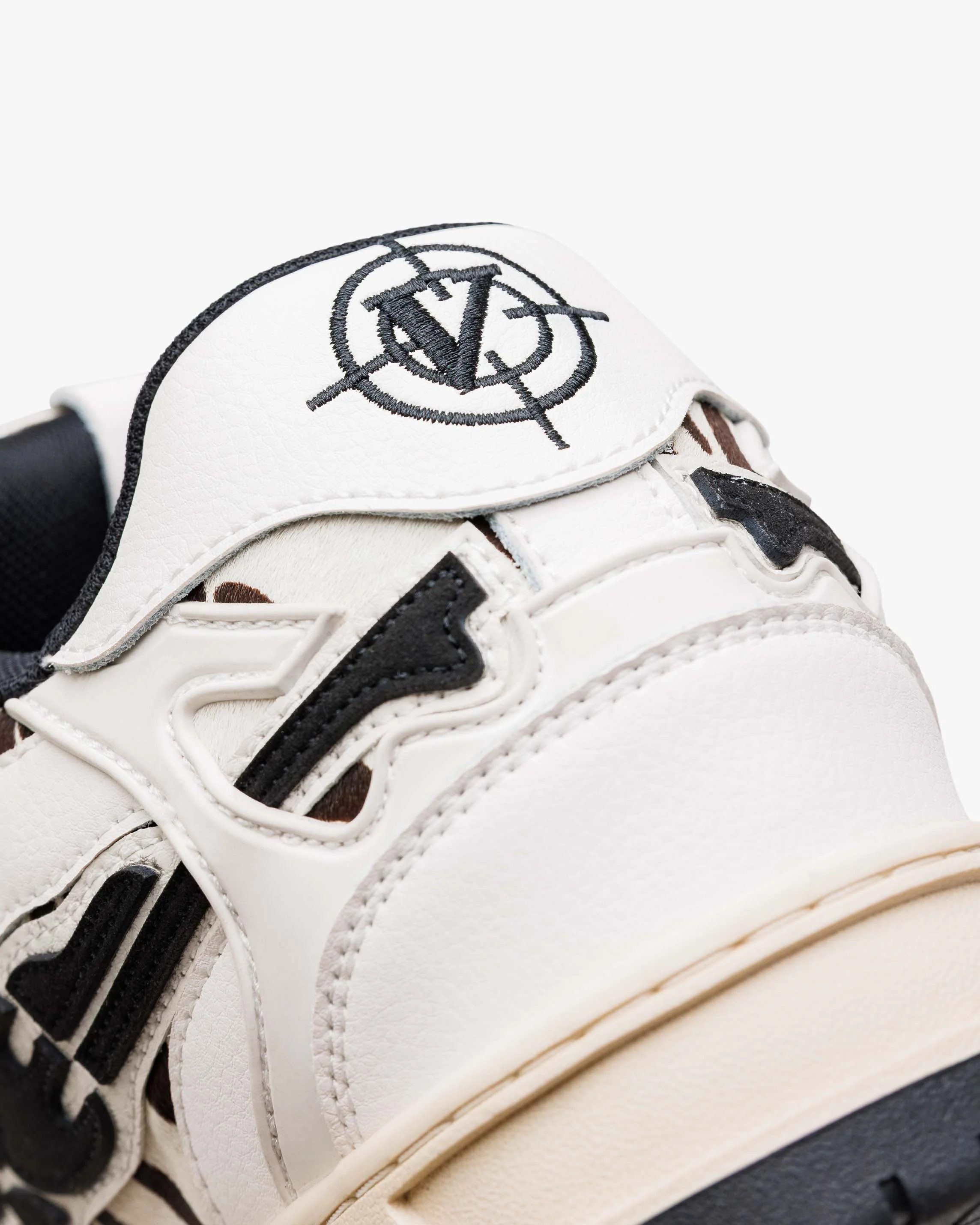 AKIMBO LOWS V2 "WHITE ZEBRA" - Image 9