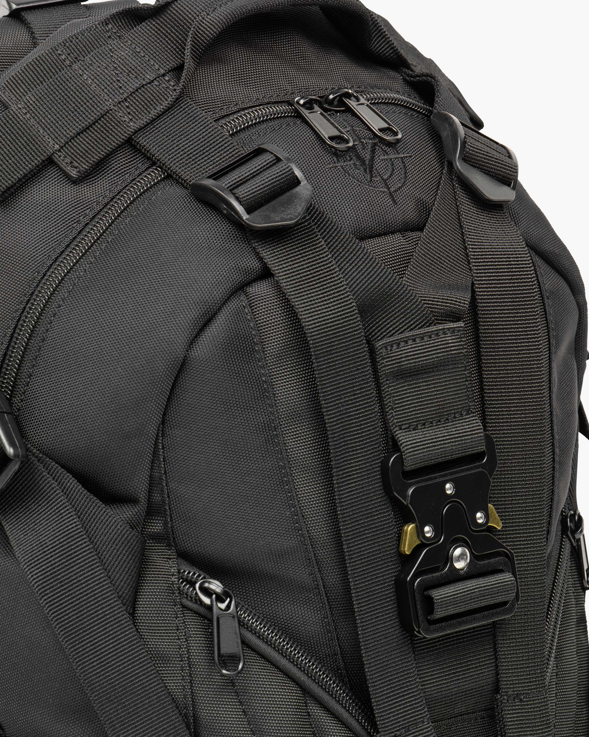 BUCKLE BACKPACK - BLACK - Image 3