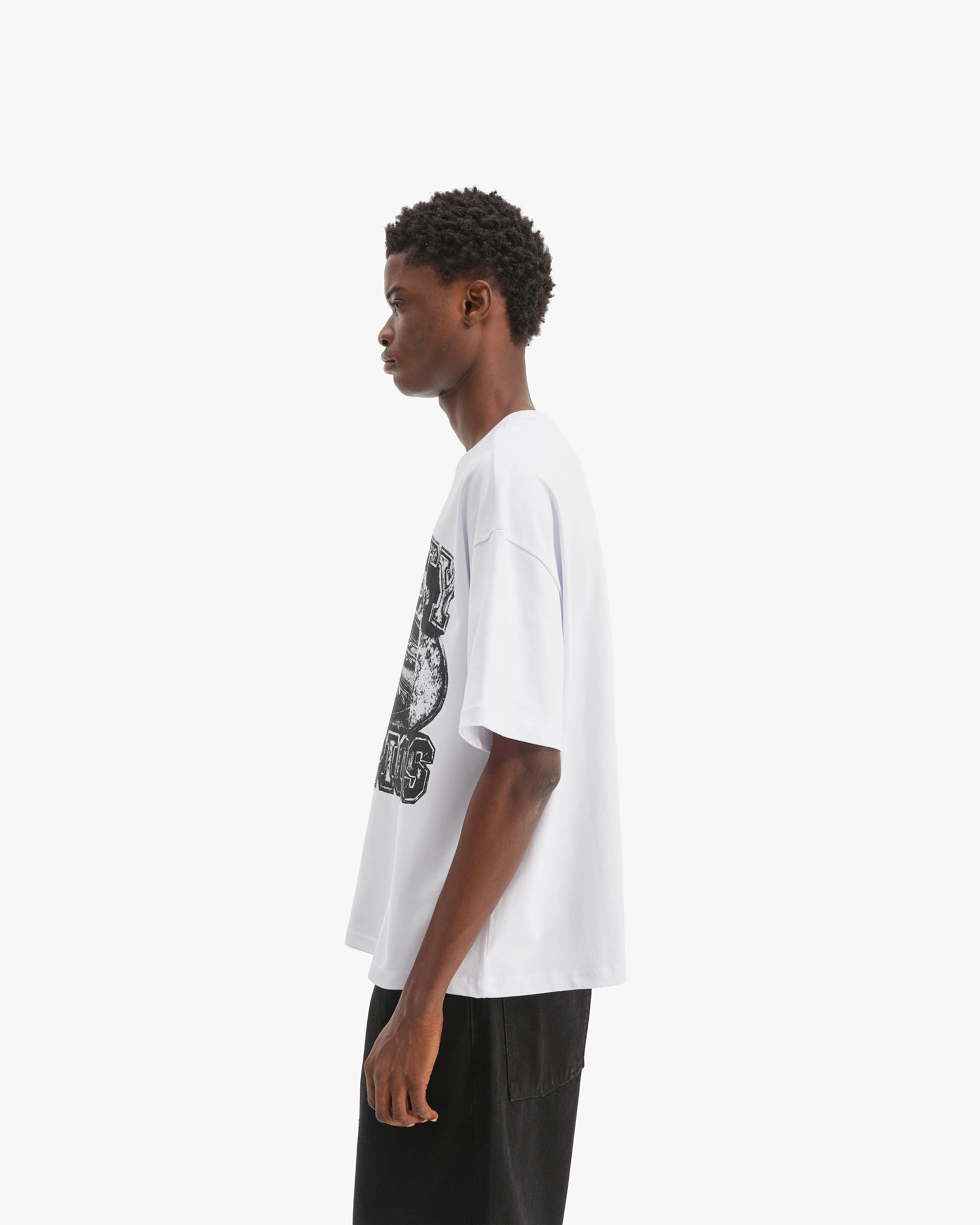 CHAMP EMBLEM TEE BLACK/WHITE - Image 5