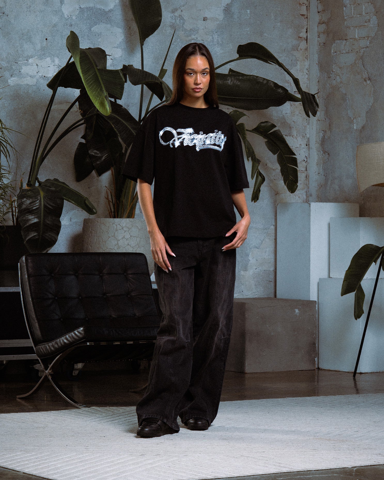 GEMSTONE TEE BLACK - Image 2