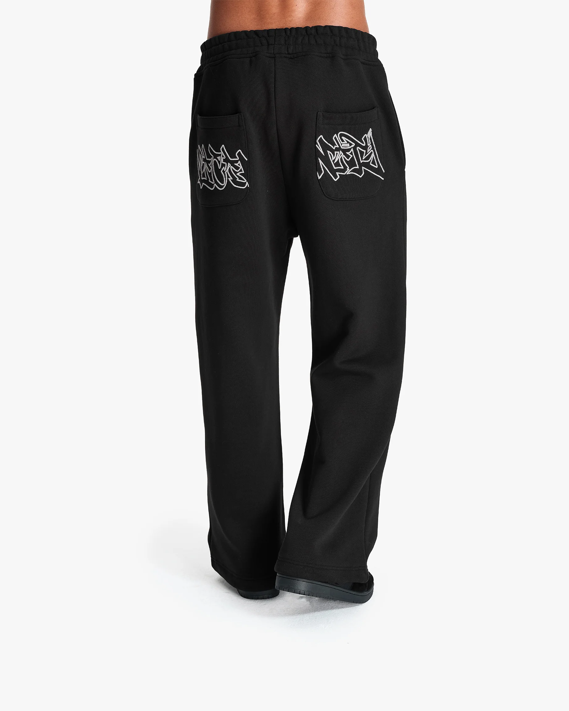 GRAFFITI JOGGER BLACK - Image 8