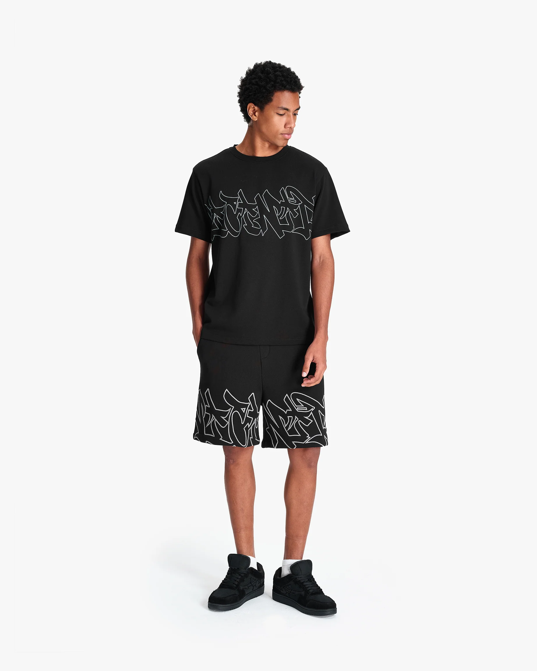 GRAFFITI TEE BLACK - Image 9