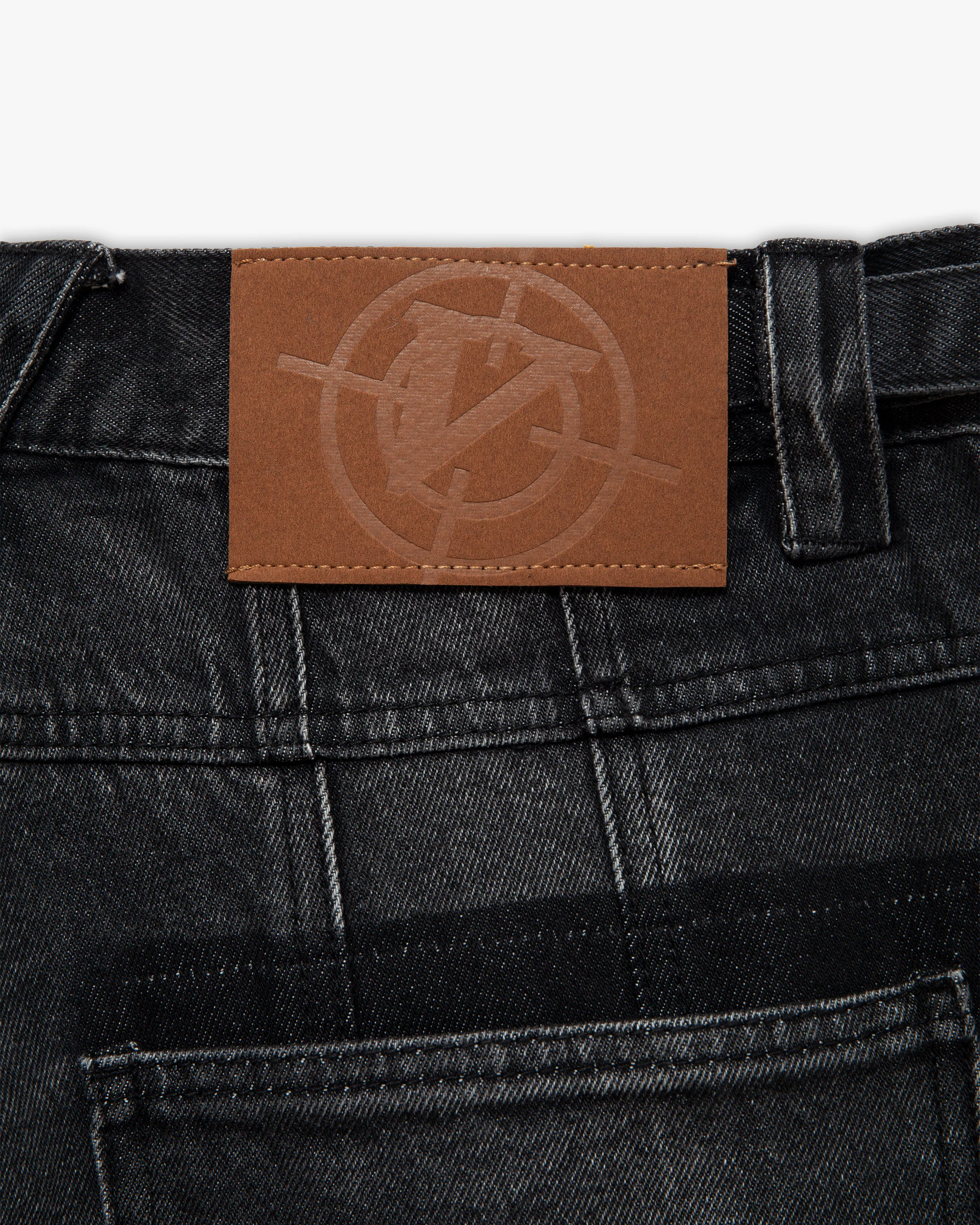 MAXIMUM DENIM CONCRETE - Image 12