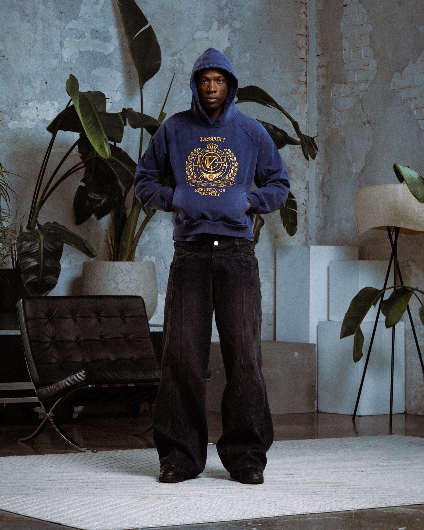 PASSPORT HOODIE WASHED BLUE - Image 2