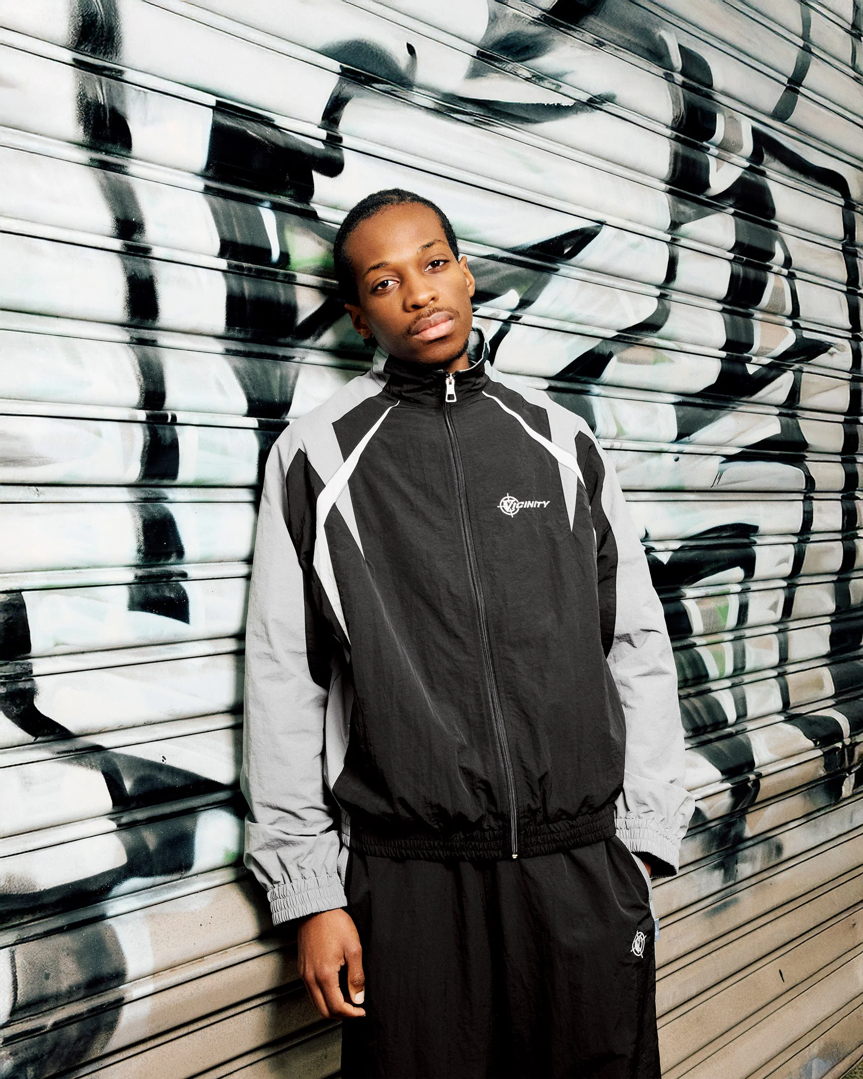 TRACK JACKET V2 BLACK - Image 2