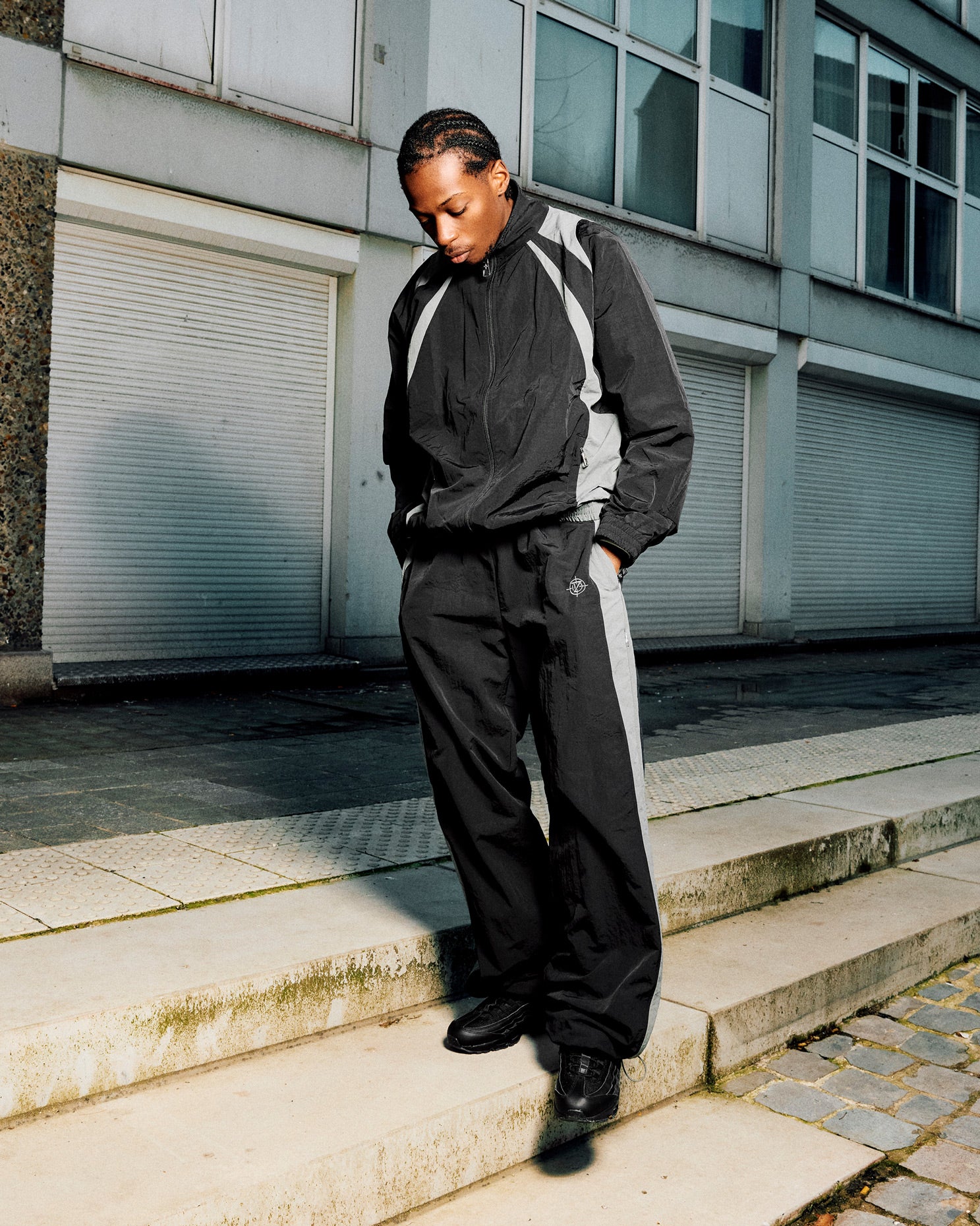 TRACK JACKET V3 BLACK GREY - Image 3