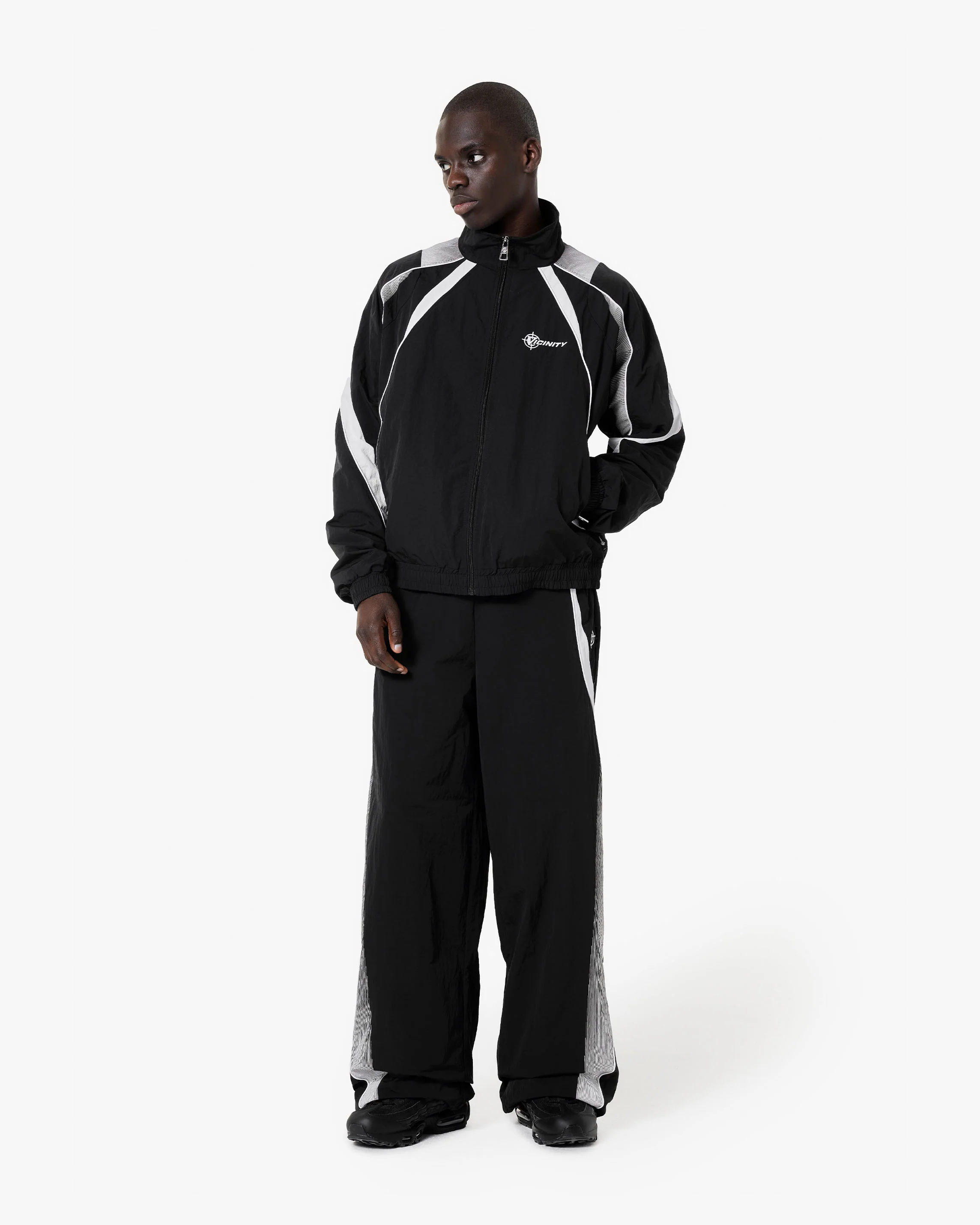 TRACK JACKET V4 BLACK - Image 10