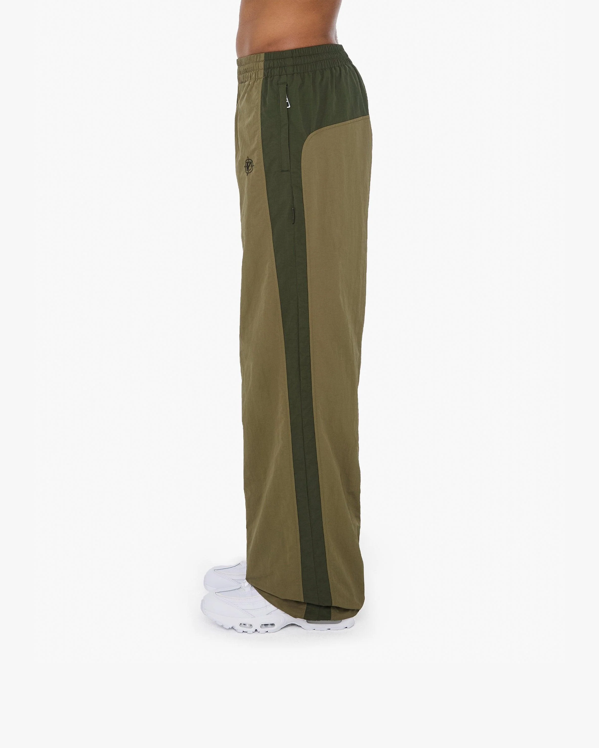 TRACK PANTS V3 OLIVE TAN - Image 7