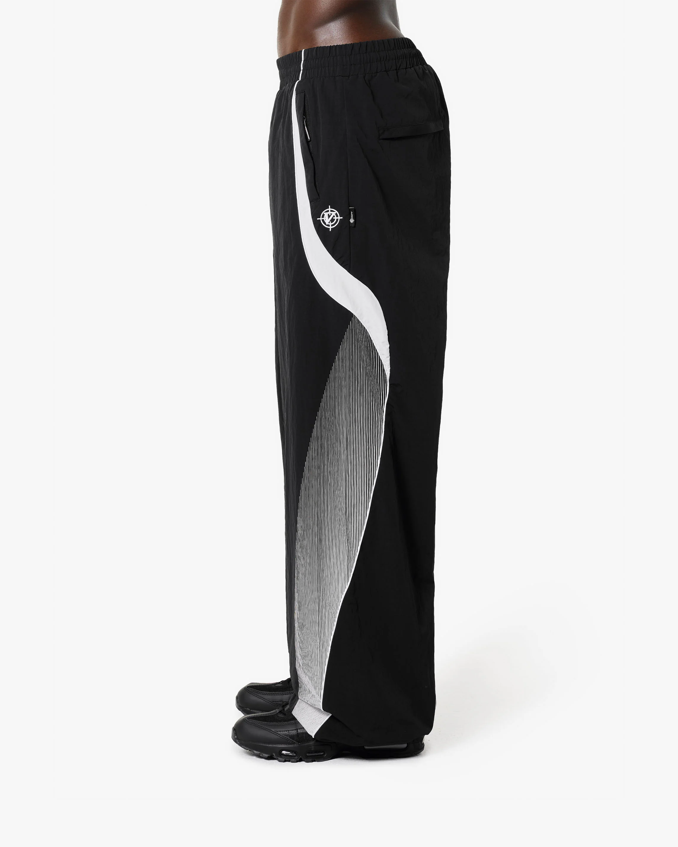 TRACK PANTS V4 BLACK - Image 5