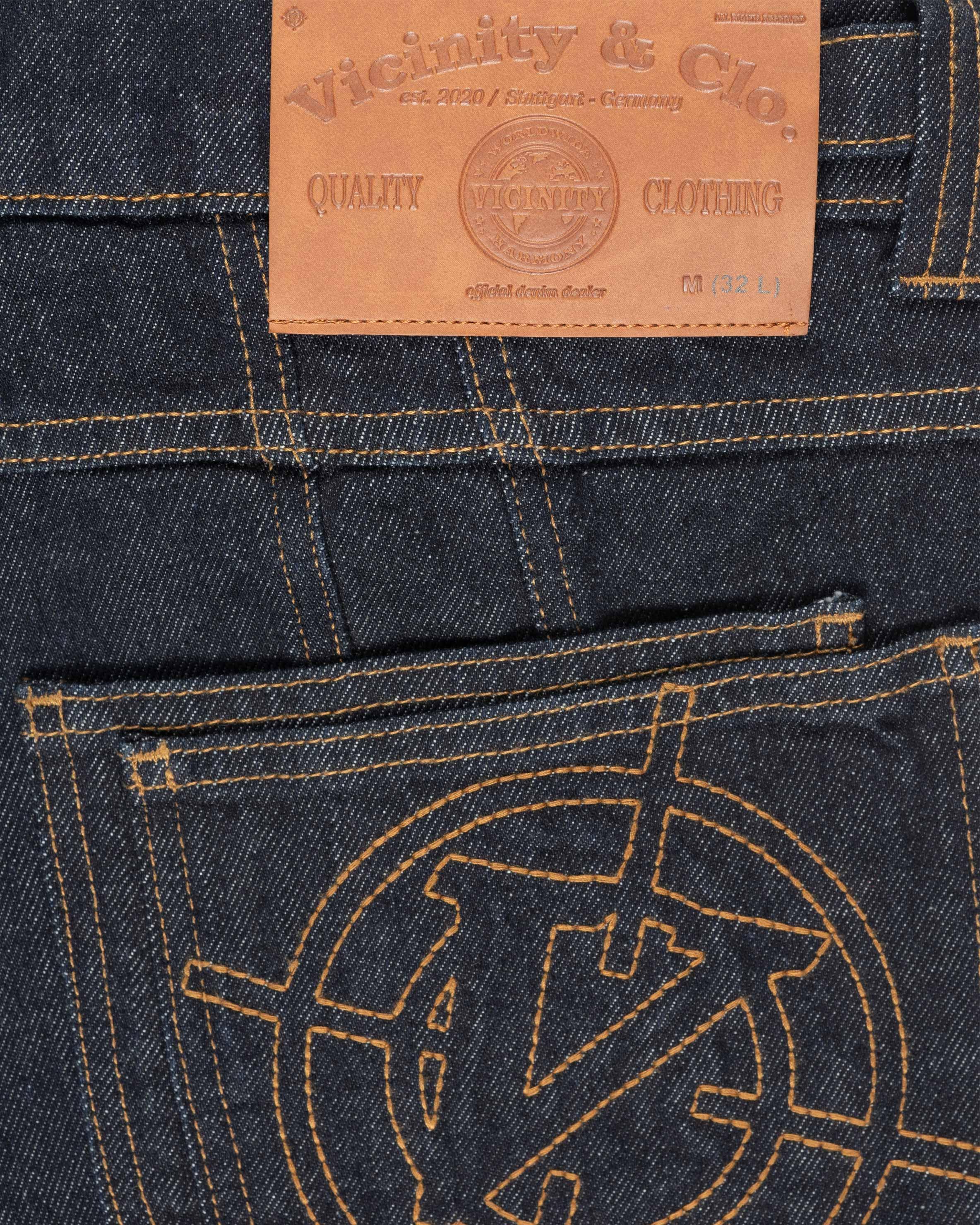 V-LOGO RAW JORTS - Image 9