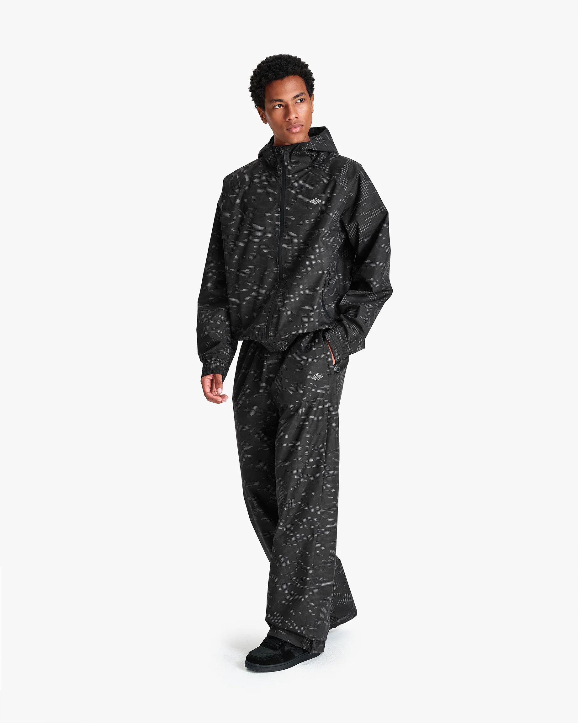 WINDBREAKER DOTTED CAMO BLACK - Image 9