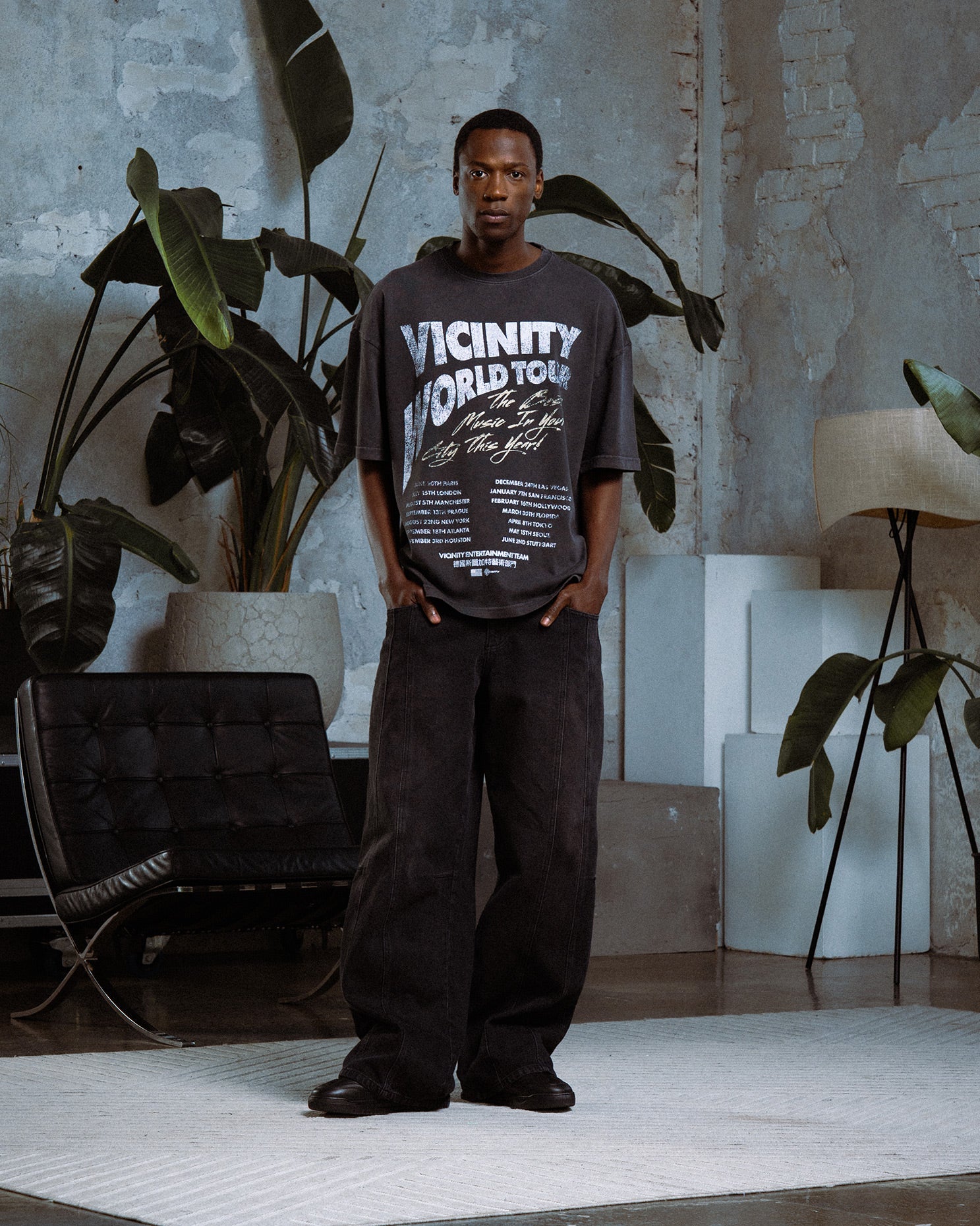 WORLD TOUR TEE VINTAGE BLACK - Image 2