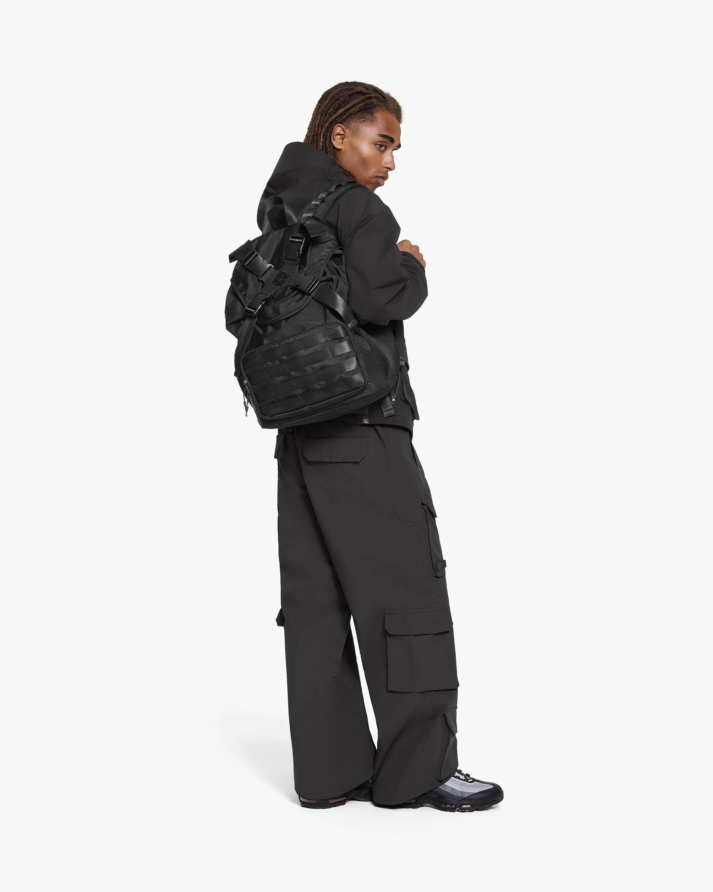 X BACKPACK BLACK - Image 13