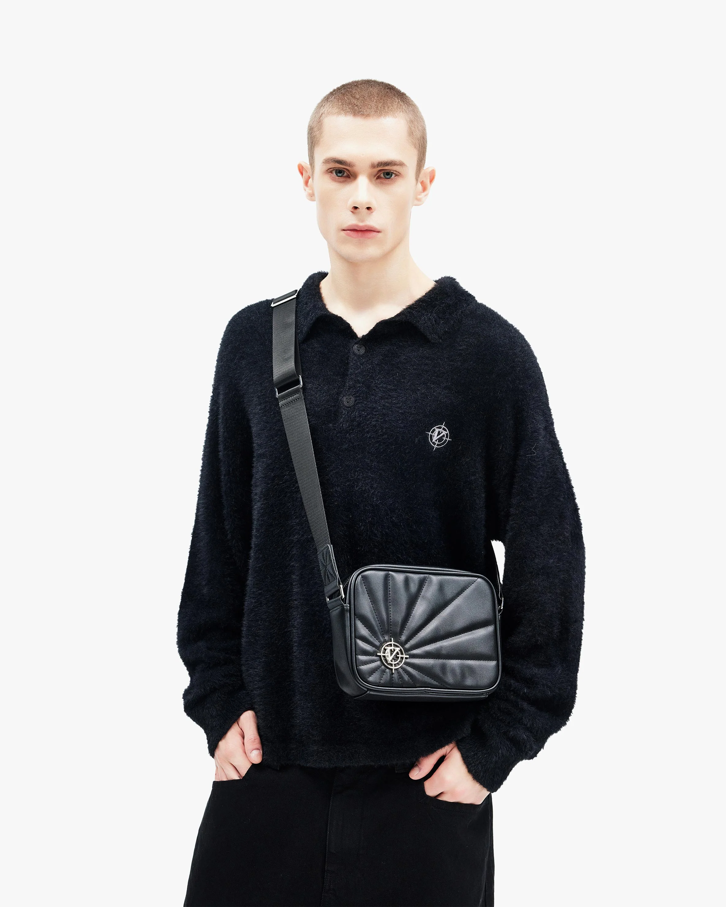 X LEATHER SHOULDERBAG BLACK - Image 2